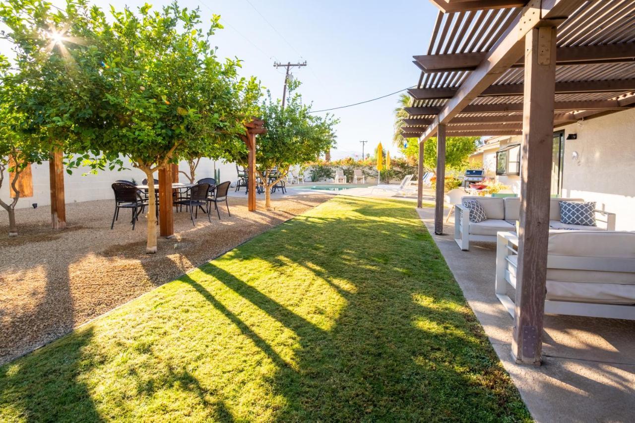 Beautiful Palm Springs Home large private yard Exterior foto